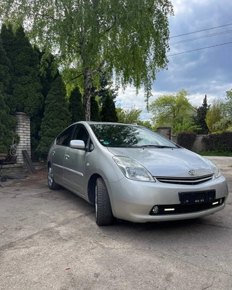 Toyota Prius cena 20900 przebieg: 207000, rok produkcji 2005 z Myślibórz małe 137